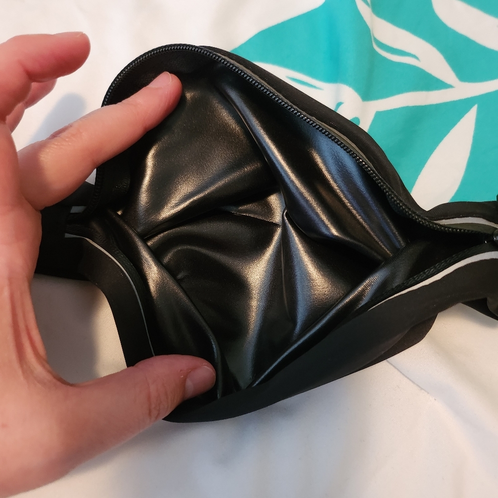 Moko Waist Pack - Picture 3 of 7